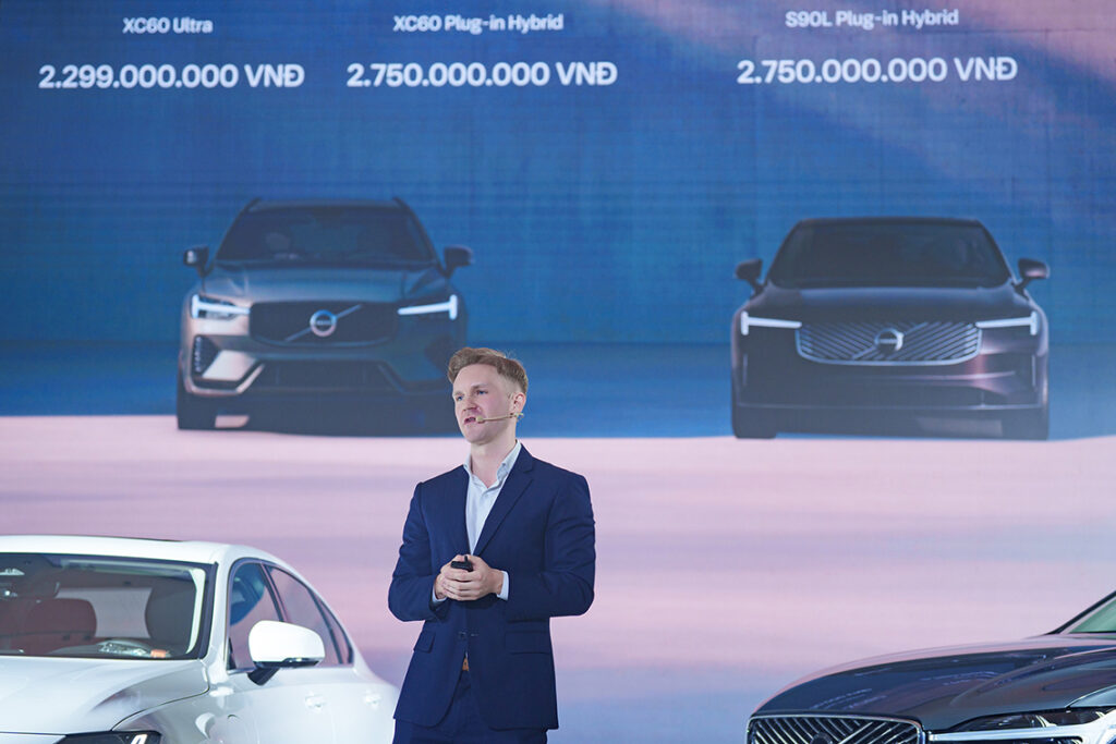Giá bán công bố chính thức XC60 và S90 2026